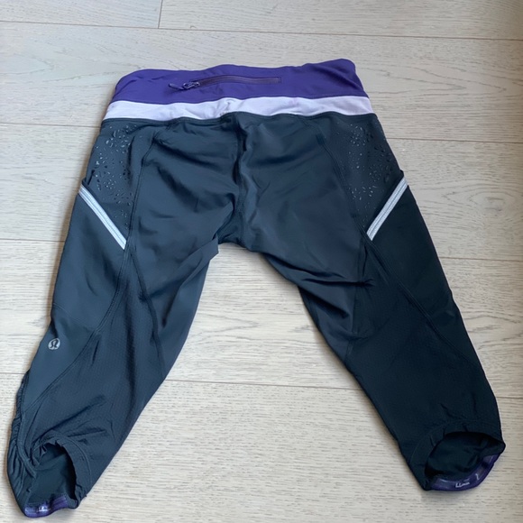 Lululemon crop leggings - Picture 2 of 2